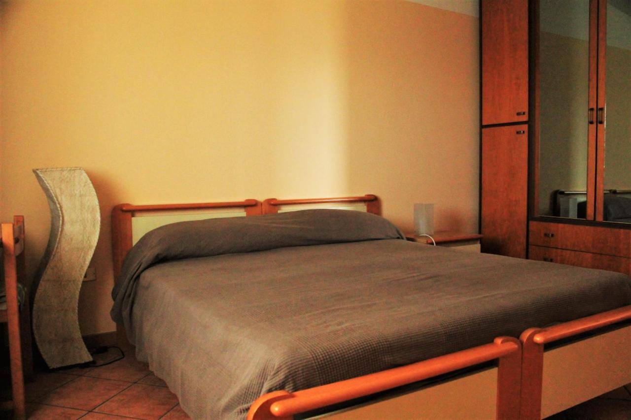 Mansarda Fiorita Bed & Breakfast Abatemarco Bagian luar foto